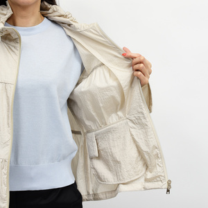 HERNO(ヘルノ)<br> GI000404D-12701 シャイニーテックブルゾン 24061001132