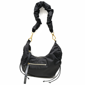 MARNI�i�}���j�j<br>SCMP0092U0 P9310 �X���b�L���O�z�[�{�[�o�b�O 28462001138